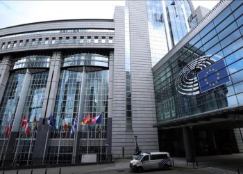 AB: Ukrayna için NATO'nun 5. maddesine benzer güvenlik mekanizması oluşturma zamanı