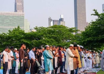Kanada eyaletinden sokakta dua etmeyi ve namaz kılmayı yasaklama planı