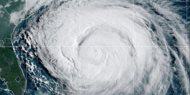 ABD eyaletinde, yaklaşan Erin Kasırgası nedeniyle acil durum ilan etti