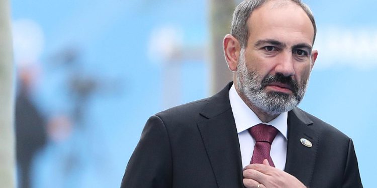 Paşinyan: Karabağ hareketini devam ettirmek Ermenistan'ın bağımsızlığını yok eder