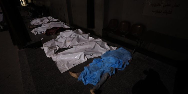 Soykırımcı İsrail'in bugün Gazze'ye düzenlediği saldırılarda 5'i çocuk 37 Filistinli yaşamını yitirdi