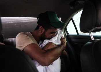 Katil İsrail'in Gazze'ye sabah saatlerinde düzenlediği saldırılarda 33 Filistinli yaşamını yitirdi