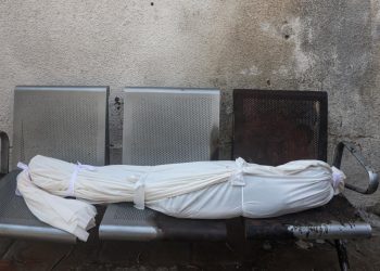 Katil İsrail'in Gazze'ye saldırılarında son 24 saatte 70 Filistinli hayatını kaybetti