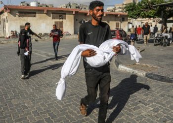 Soykırımcı İsrail'in Gazze'ye son saldırılarında 16 Filistinli hayatını kaybetti