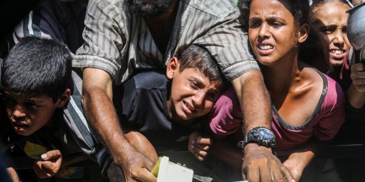 Gazzede açlıktan ölenlerin sayısı 273e yükseldi