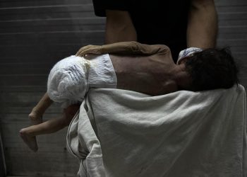 Gazze'nin bebekleri açlıktan ölüyor