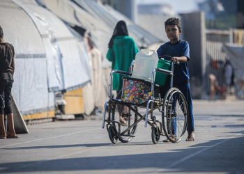 Katil İsrail, Gazze'nin kuzeyine verilen suyu azaltarak güneye göçü zorlayacak