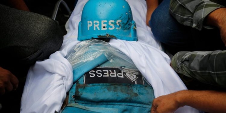 İşgalin çifte dili: İbranicede övünç, İngilizcede hata