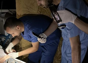 Katil İsrail, Gazze'de en az 1581 sağlık çalışanını öldürdü