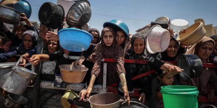 BM, Gazze'deki kıtlığın sorumlusu olarak İsrail'in sistematik engellemelerine işaret etti