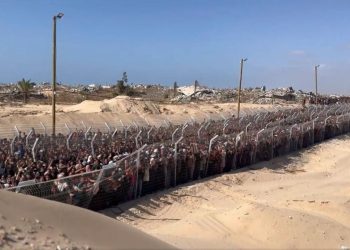 İsrail'in kıtlığa mahkum ettiği Gazzeliler, aşevlerinde her gün yemek kuyruğuna girmek zorunda kalıyor