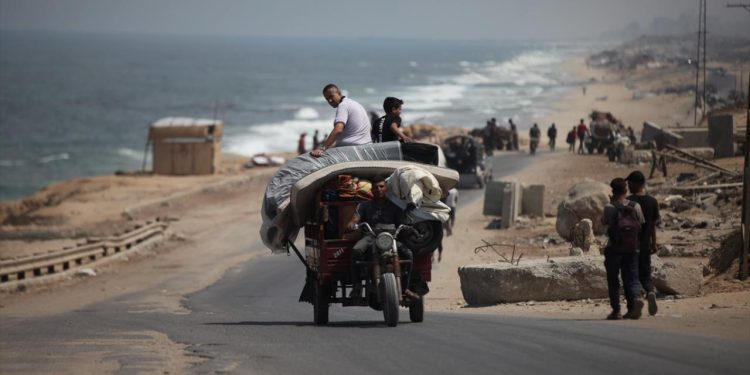 BM: İsrail'in saldırıları nedeniyle Gazze'de zorla yerinden edilenlerin sayısı 796 binin üzerine çıktı