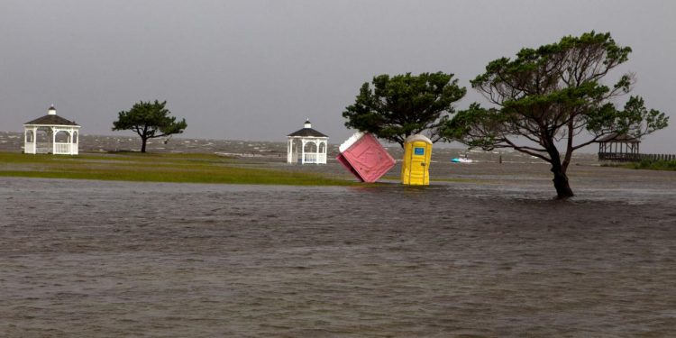 ABD'de kasırga alarmı: Hatteras Adası'na zorunlu tahliye emri verildi