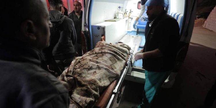 Soykırım ordusu Gazze'de gazetecilerin bombalandığı hastane saldırısını üstlendi