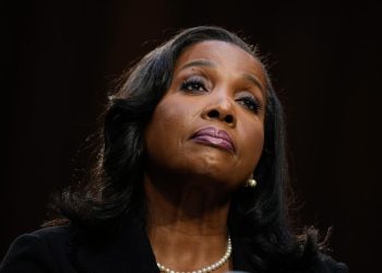 Fed Yönetim Kurulu Üyesi Cook, Trump'a dava açtı