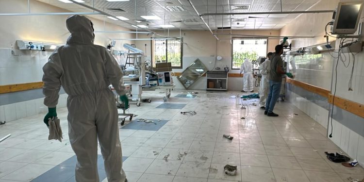 DSÖ: İsrail'in hedef aldığı Nasır Hastanesinin tahliyesi felaketin de ötesinde olur