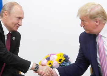 Kremlin: Putin ve Trump arasında samimi ve oldukça yapıcı bir telefon görüşmesi gerçekleşti