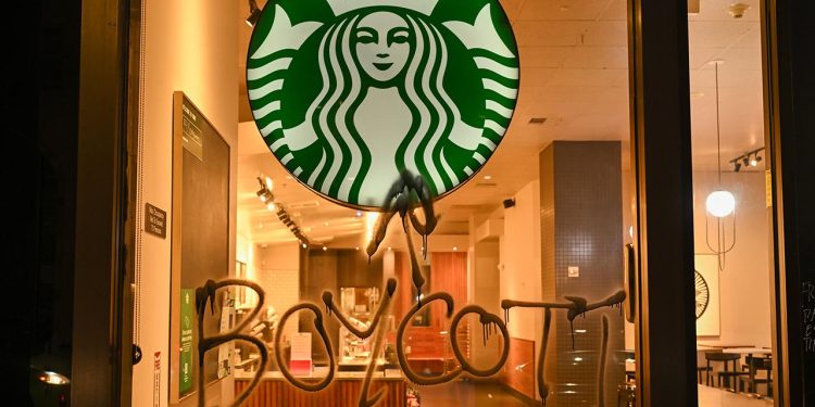 Malezya'da Starbucks'a boykot darbesi: Satışlar yüzde 36 düştü