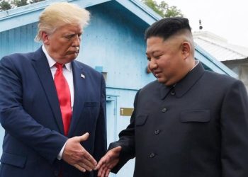 Kuzey Kore lideri Kim, ABD'yi nükleer silahsızlanma talebinden vazgeçmeye çağırdı