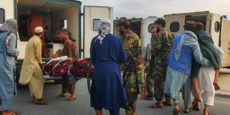 Afganistan'da 6 büyüklüğünde deprem: 800'den fazla kişi yaşamını yitirdi