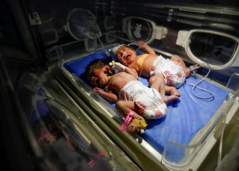 Katil İsrail Gazzedeki Aksa Şehitleri Hastanesini 14. kez vurdu