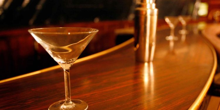 Araştırma: Tek bir içki bile bunama riskini artırıyor