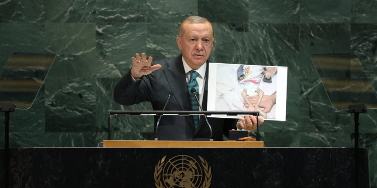 Cumhurbaşkanı Erdoğan'ın BM'deki tarihi konuşması dünya medyasında