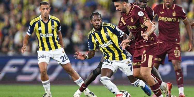 Fenerbahçe, tek golle kazandı