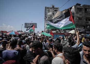 Gazze'deki hükümet: Gazze kentinde 1,2 milyondan fazla insan topraklarında direniyor