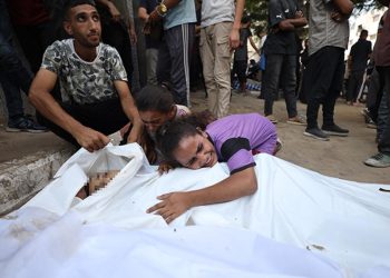 Gazze şehrinde yüksek binalara saldıran katil İsrail, işgali ve katliamı derinleştiriyor