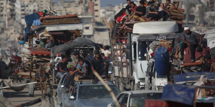 Katil İsrail ordusu, Gazze'deki 1 milyon Filistinlinin tamamının güneye göç etmesini istedi