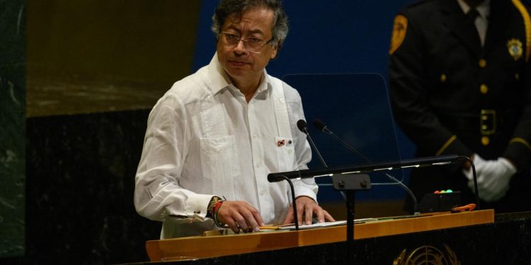 Kolombiya Cumhurbaşkanı Petro: Gazze'de olanlar soykırımdır