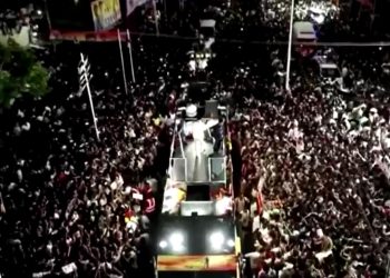 Hindistan'da parti mitinginde izdiham: 31 ölü