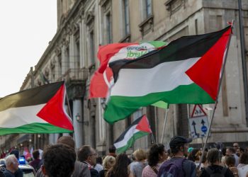 İtalya'da binlerce kişi Küresel Sumud Filosu'na destek için yürüdü