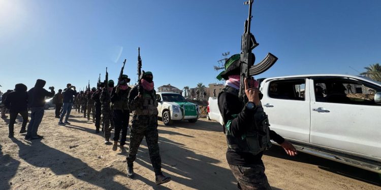 Kassam Tugayları, Gazze'de İsrail'e karşı Musa'nın Asası Operasyonunu başlattı