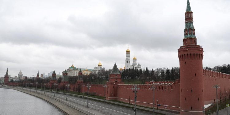 Kremlin: Putin, Trump ve Zelenski ile üçlü veya ikili bir zirve için anlaşma yapmadı