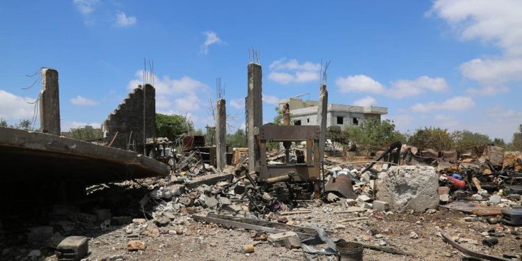 İşgalci İsrail'in Lübnan'ın Nebatiye kentine saldırısında 4'ü çocuk 12 sivil yaralandı