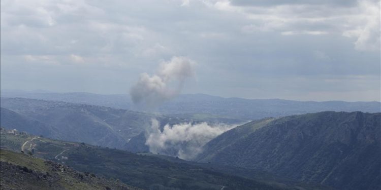 İsrail ordusunun Lübnan'ın doğusuna düzenlediği hava saldırısında iki kişi öldü