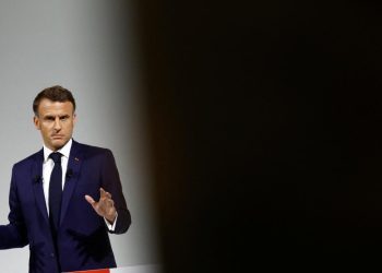 Fransa Cumhurbaşkanı Macron, Başbakan Bayrou'nun istifasını kabul etti