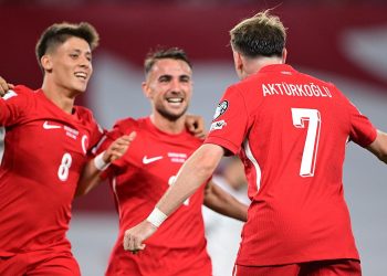 Bizim Çocuklar Gürcistan'ı 32 mağlup etti