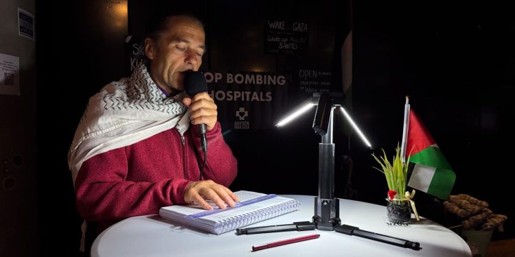 Hollandada 50 gün boyunca gece gündüz, Gazzede katledilenlerin isimleri okundu