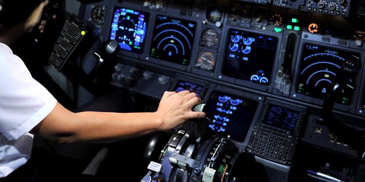 Alman pilotların çoğu uçuş sırasında uyukladığını kabul etti