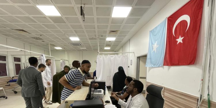 Recep Tayyip Erdoğan Eğitim ve Araştırma Hastanesi Somali'nin yaralarını sarıyor