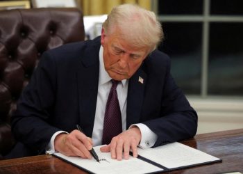 Trump, Savunma Bakanlığını Savaş Bakanlığı olarak değiştiren kararnameyi imzaladı