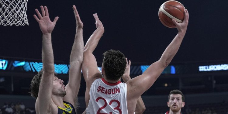 12 Dev Adam Avrupa Şampiyonası'nda çeyrek finalde