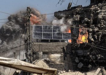 Katil İsrail, Gazze'de son 4 günde UNRWA'ya bağlı 10 binayı vurdu