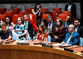 Soykırımcı İsrail'e ABD şemsiyesi