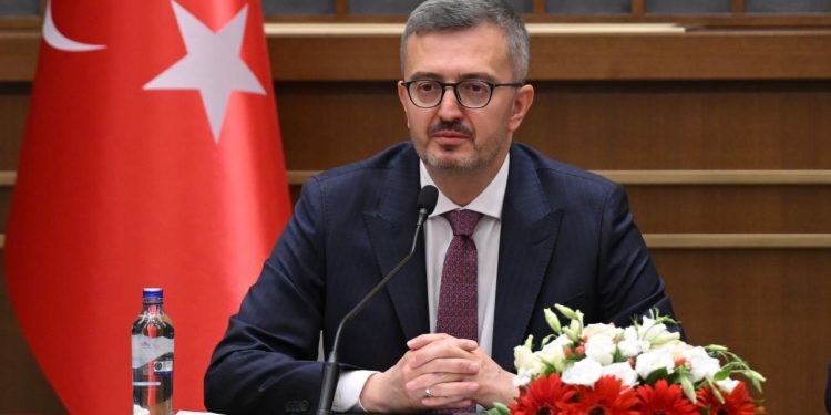 İletişim Başkanı Duran: Can Azerbaycan'ın yanında olmaktan onur duyuyoruz