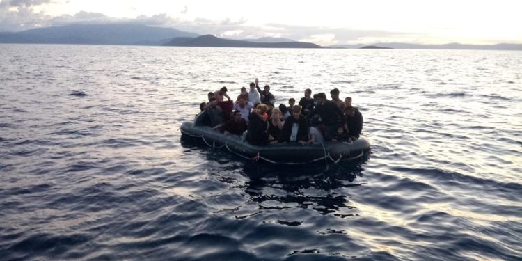 Tunus açıklarında göçmen faciası: Aralarında bebeklerin de olduğu 40 kişi yaşamını yitirdi