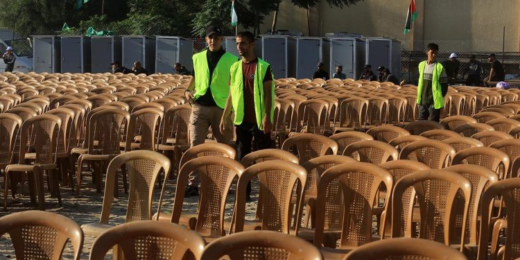 Gazze'de, İsrail hapishanelerinden serbest bırakılacak Filistinli esirleri karşılama hazırlıkları yapılıyor
